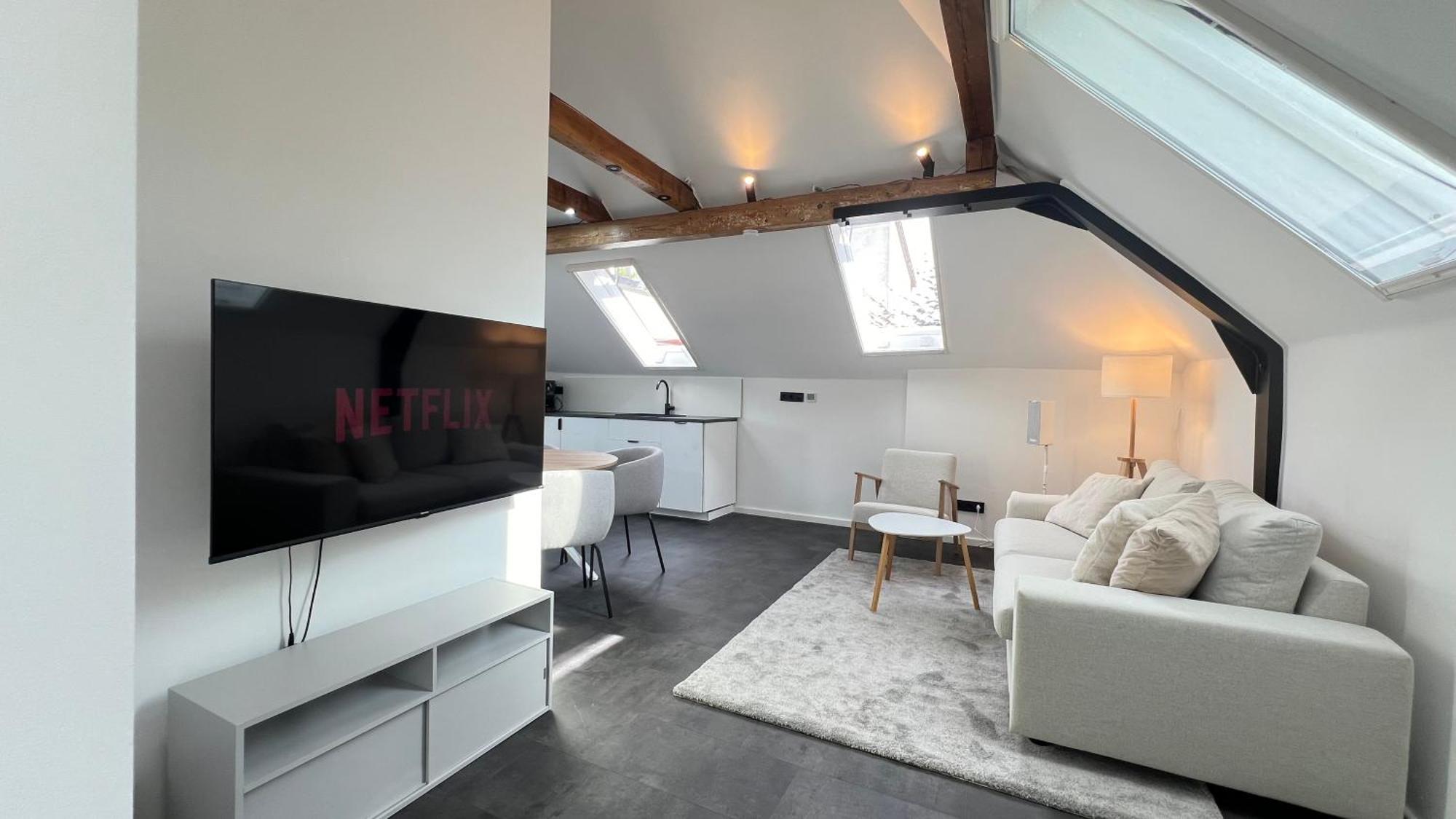 Ludwigshome - Zentrale Lage, Luxusbad, Workspace, Klima Людвигсбург Экстерьер фото