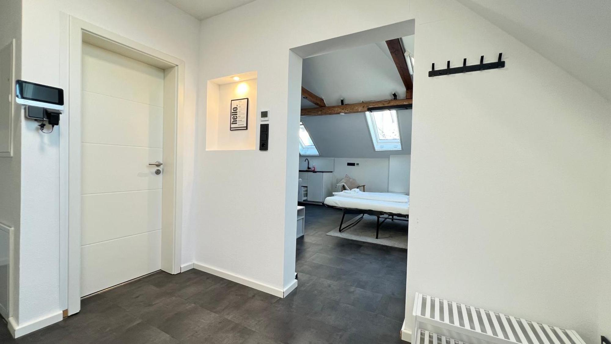 Ludwigshome - Zentrale Lage, Luxusbad, Workspace, Klima Людвигсбург Экстерьер фото
